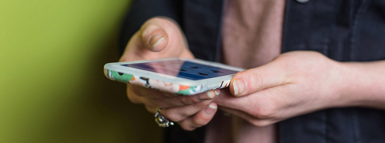 Uso de celular pode causar problemas de comportamento e de saúde